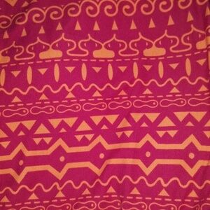 NWOT tc lularoe leggings. Tribal pattern
